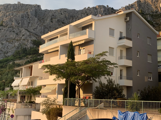 Exterior & Views 2, Apartments Beverly, Omiš