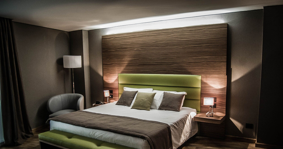 Bedroom 3, National Park Hotel & Spa, Crotone