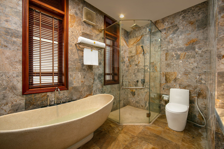 Bathroom 3, Hoi An Riverside Villas & Apartments, Da Nang
