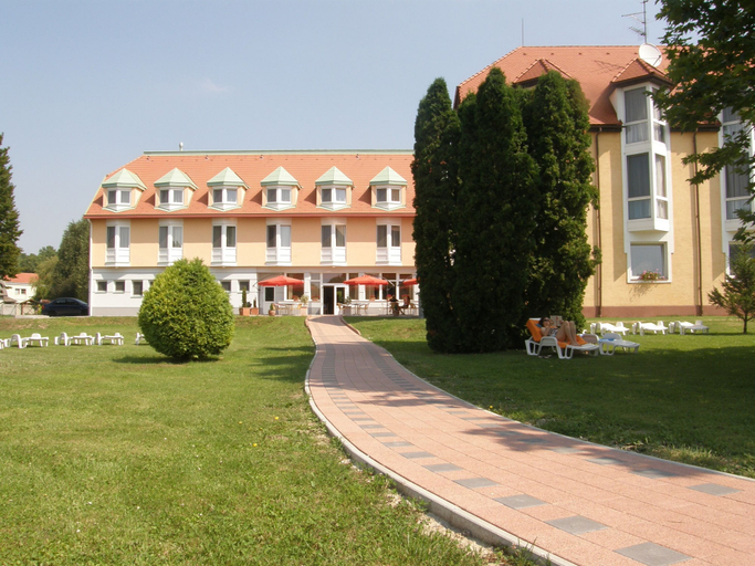 Exterior & Views 2, Aqua Hotel Termál, Mosonmagyaróvár