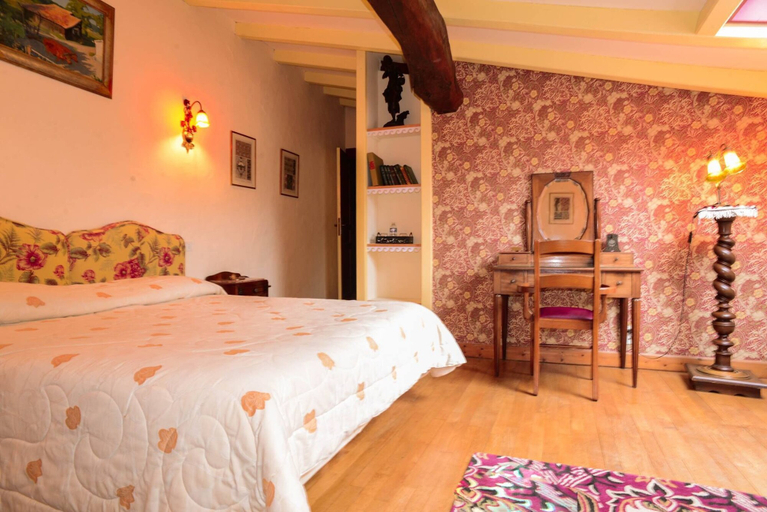 Bedroom 2, La Closerie de Fronsac, Gironde