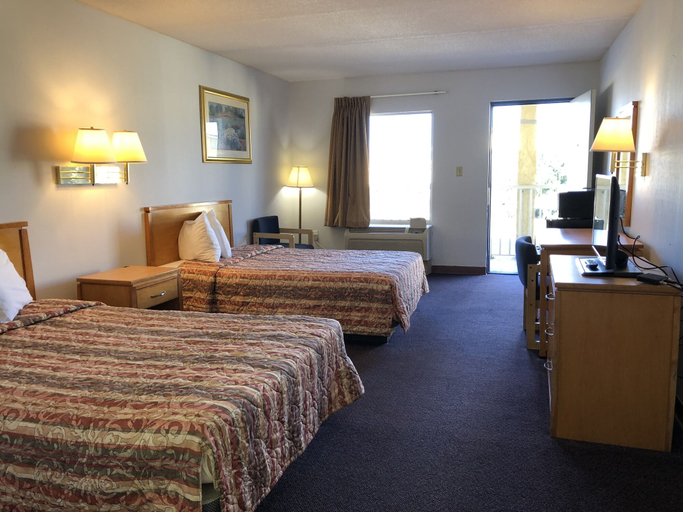 Bedroom 2, Royal Inn, Alachua