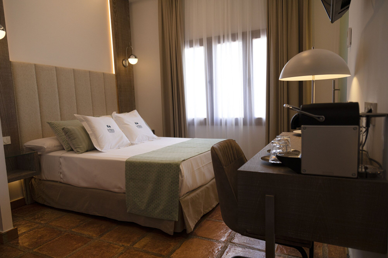 Bedroom 2, Jardines de la Mata, Almería