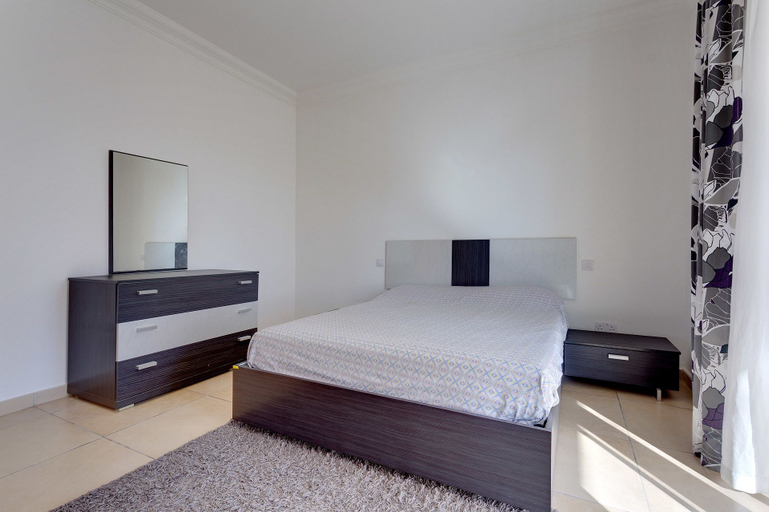 Bedroom 3, Fabulous Apartment With Pool, Upmarket Area