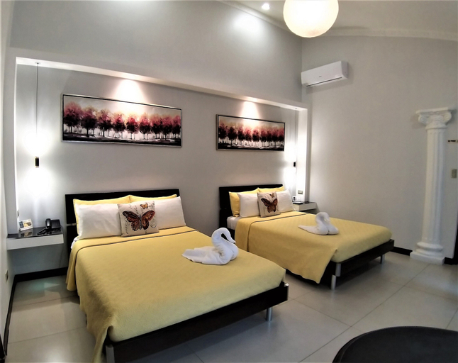 Bedroom 2, Alameda Cariari, Belén
