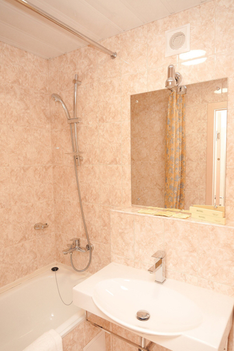 Bathroom 2, Ussuriysk Hotel, Ussuriyskiy rayon
