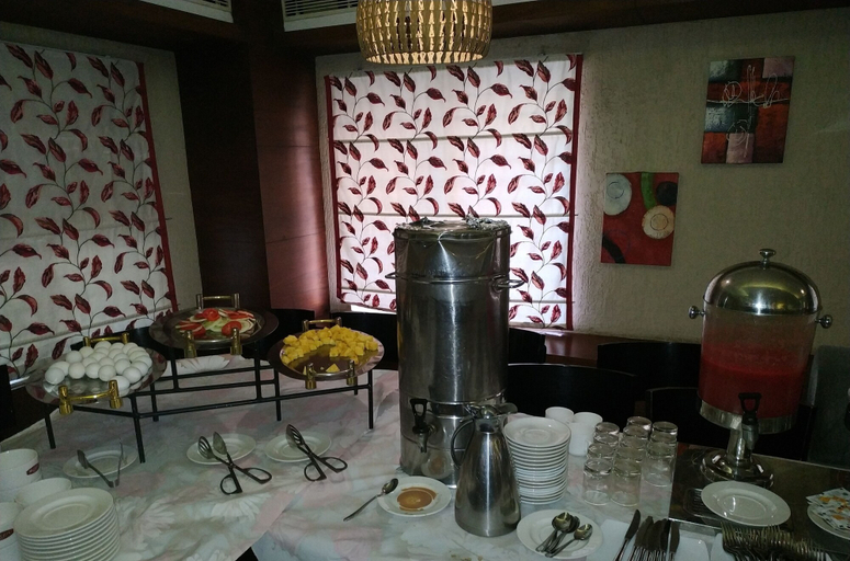 Food & Drinks 5, KGA Elite Continental Hotels, Pathanamthitta