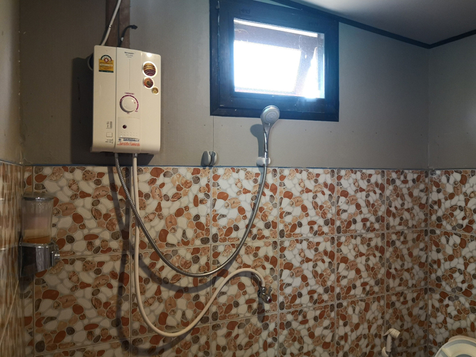 Bathroom 3, Chochao Khao Kho, Khao Kho