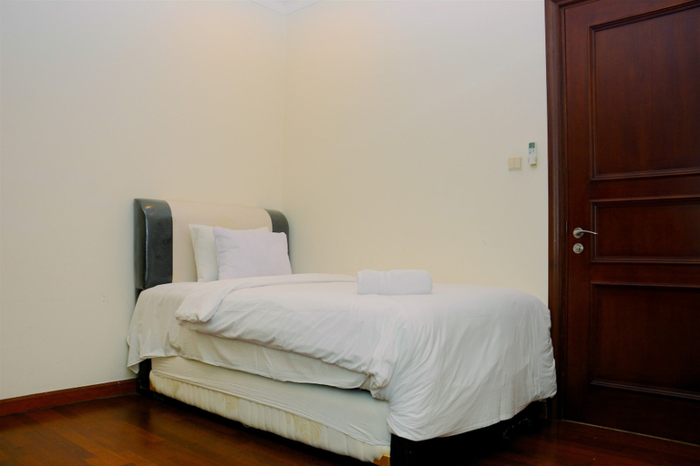 Bedroom 5, Modern 2BR at The Belleza Apartment, Jakarta Selatan