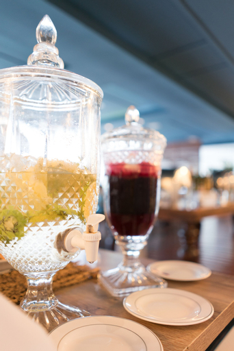 Food & Drinks 7