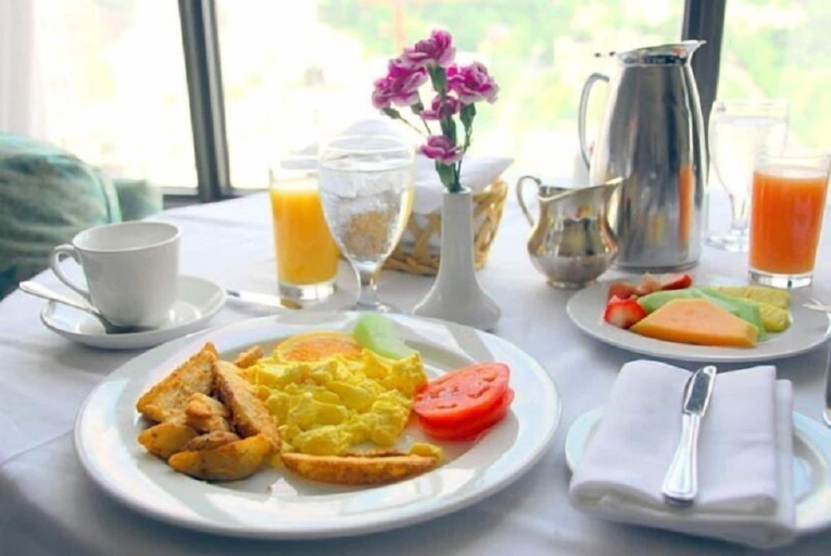 Food & Drinks, Pension Am Weinberg, Sächsische Schweiz-Osterzgebirge