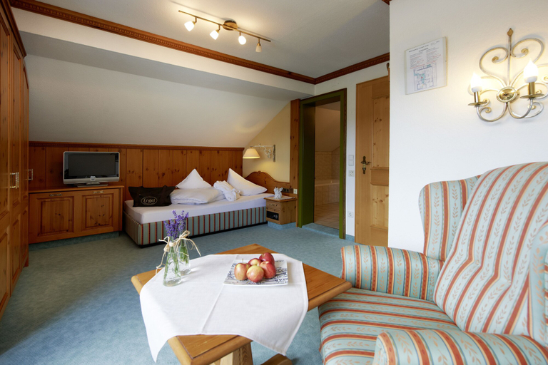 Bedroom 4, Dein Engel, Oberallgäu