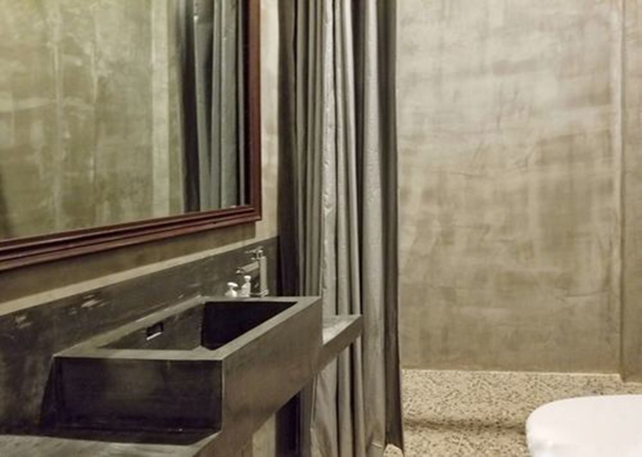 Bathroom 4, Uncle Sam Villa, Siem Reap