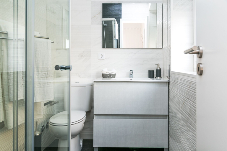 Bathroom 5, Liiiving - Cosy Experience Apartment II, Porto