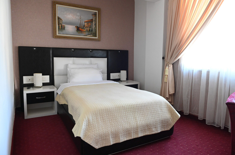 Bedroom 2, Hotel Liss, Lezhës