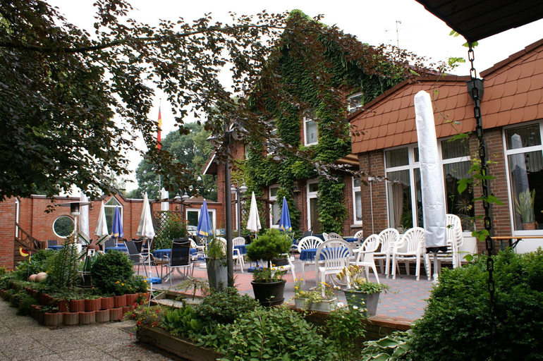 Others 4, Kluster Hof, Rotenburg (Wümme)