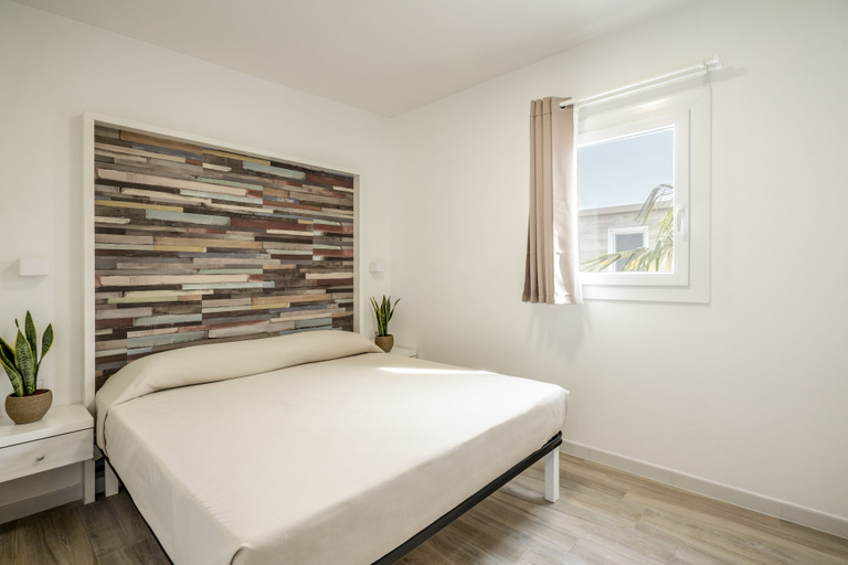 Bedroom 3, Onda Blu Resort, Brescia