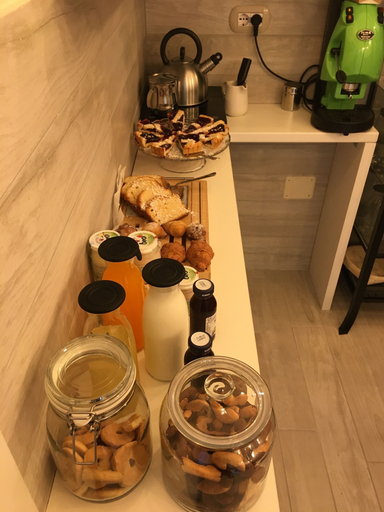 Food & Drinks 5, Morra's Home, Napoli