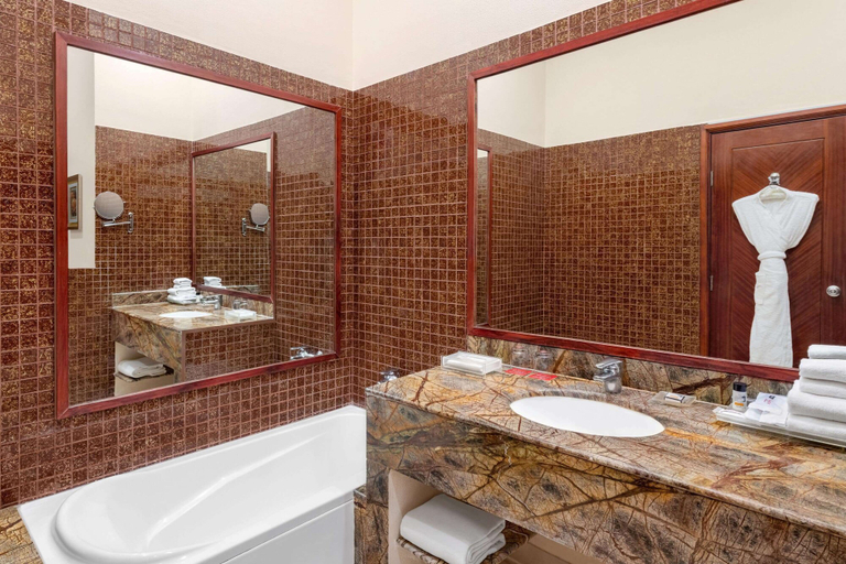 Bathroom 4, Ramada by Wyndham Jaipur Jaisinghpura, Jaipur