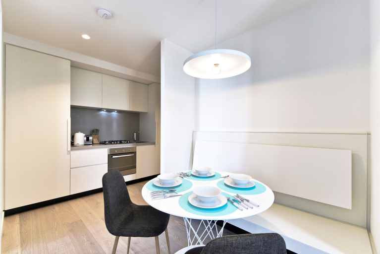 Others 5, Domo Apartments-Empire, Melbourne