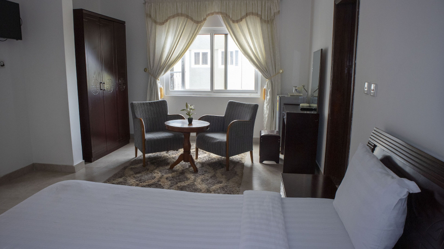 Bedroom 2, His Majesty's Hotel and Apartments, Accra