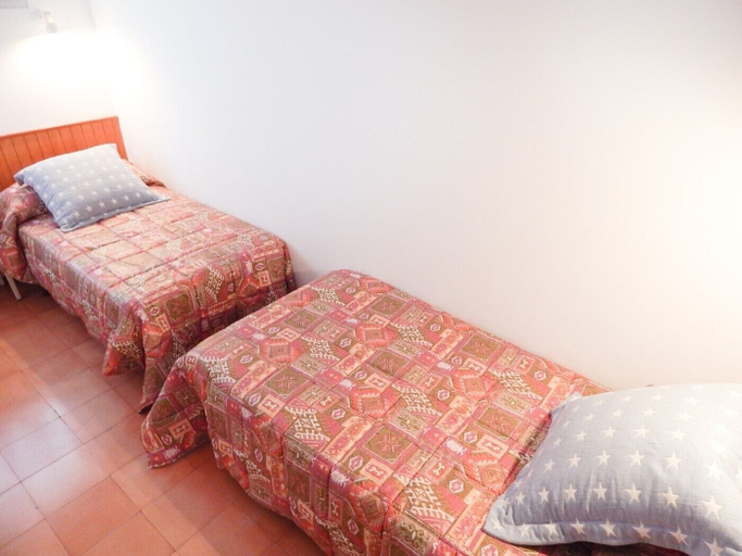 Bedroom 3, Apartamento con terraza Kaliu Platja Aro, Girona