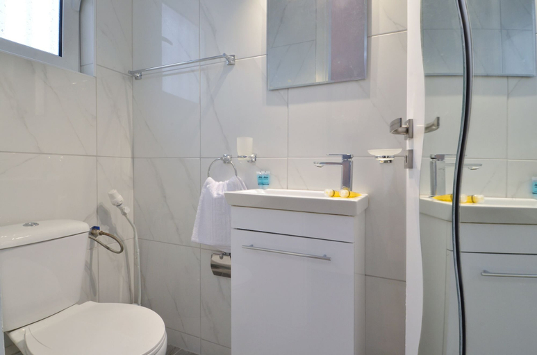 Bathroom, Agia Paraskevi, a cozy and minimal retire, Attica