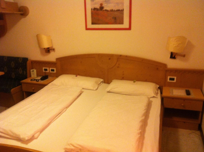 Bedroom 3, Piccolo Hotel Sciliar, Bolzano