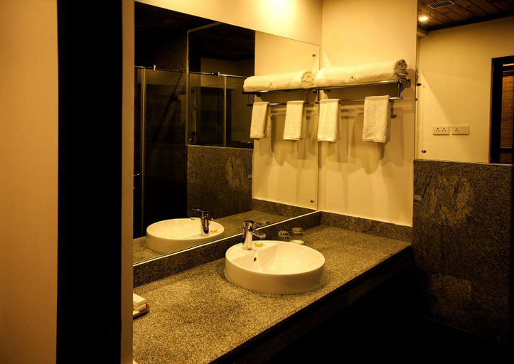Bathroom 5, Paloma Backwater Resorts, Alappuzha
