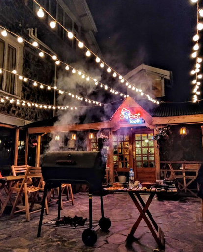 Food & Drinks, Orangeloft Mushkpuri, Hazara