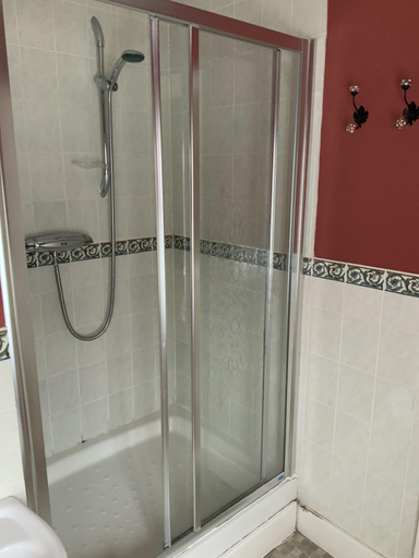 Bathroom 3, The Carew Arms, Somerset