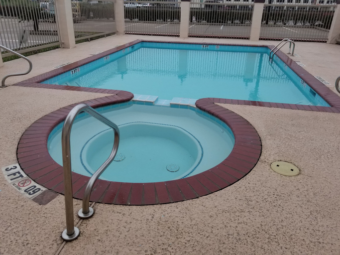 Sport & Beauty 4, HomeBridge Inn and Suites, Jefferson