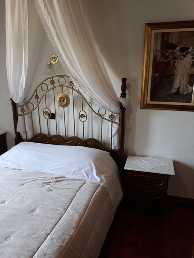 Bedroom 4, Archontiko Theodora, Thessaly