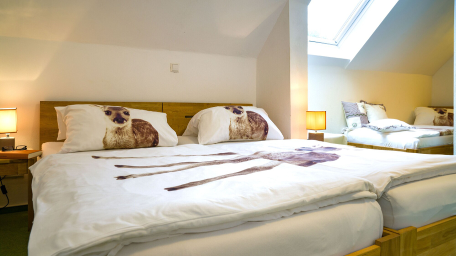 Bedroom 4, Pension Sleep In Brettach, Heilbronn