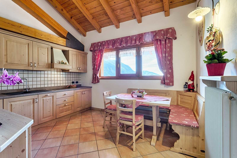 Others 4, Residence Ronchi, Trento