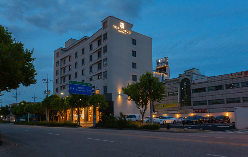 Exterior & Views 2, Topcloud Hotel Iksan, Iksan
