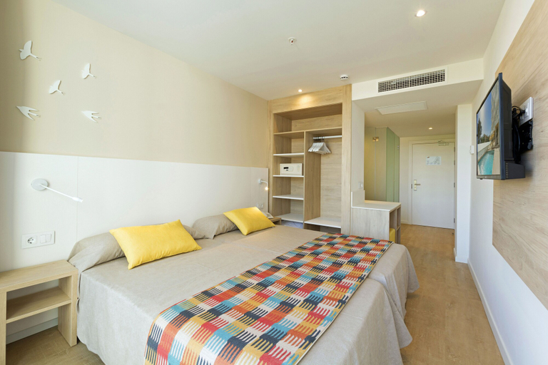 Bedroom 3, HSM Son Verí - Adults Only, Baleares