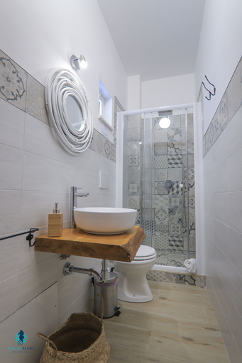 Bathroom 3, Pausa Mare, Bari