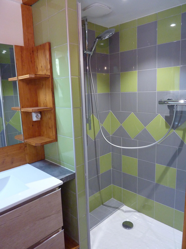 Bathroom 4, Camping Napoléon, Hautes-Alpes