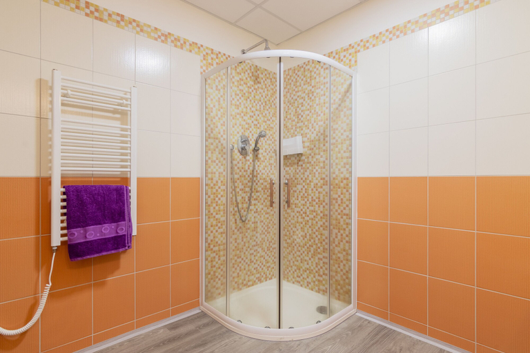 Bathroom 3, Aparthotel DKS, Chomutov