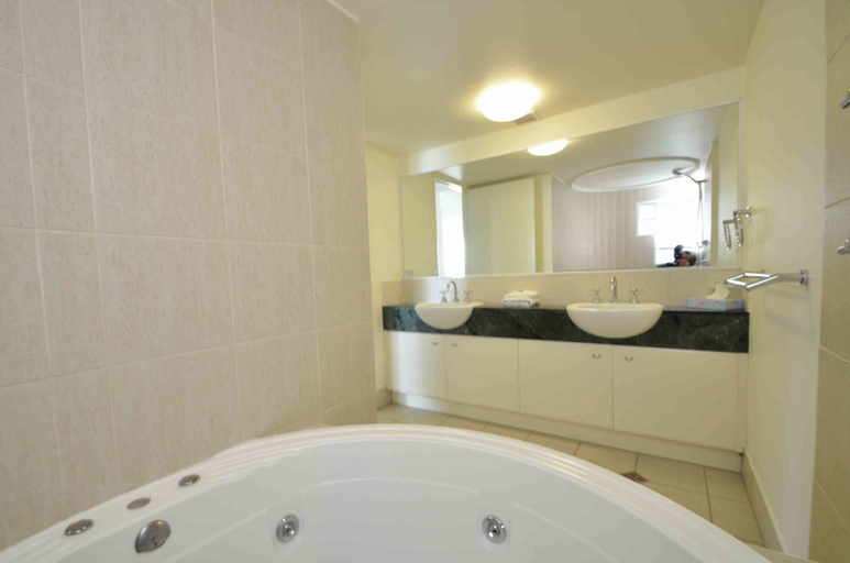 Bathroom 3, Cerulean Apartments, Caloundra - Caloundra S.
