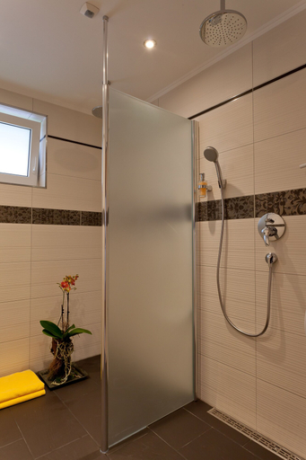 Bathroom 5, Hotel Marks Garni, Vorpommern-Rügen