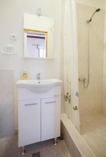 Bathroom 5, Guesthouse Trogir Proto, Trogir