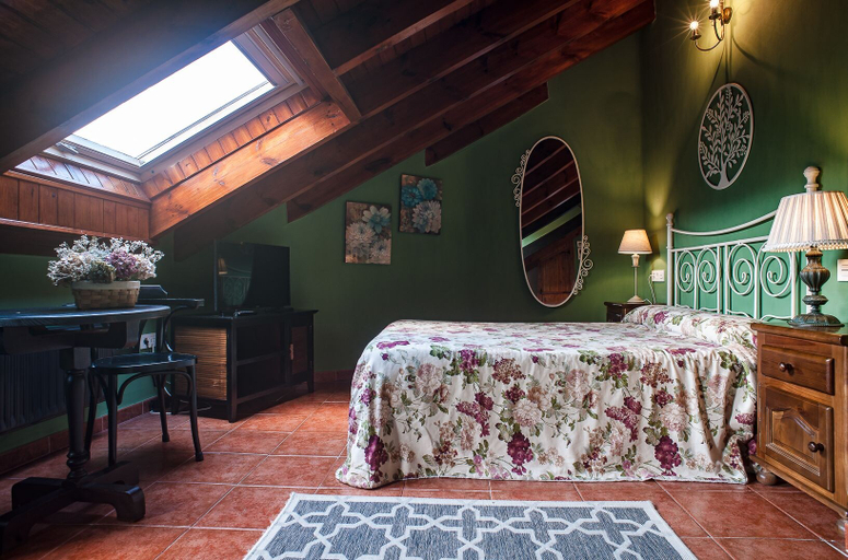 Bedroom 3, Hotel Corru San Pumés, Asturias