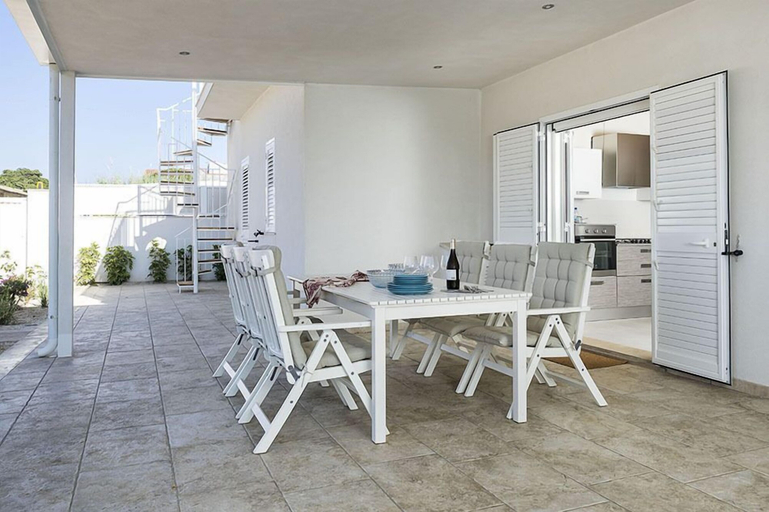 Tech, Villa Muriel - Sirena, Ragusa