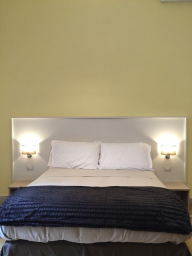 Bedroom 4, B&B Napolimilionaria, Napoli
