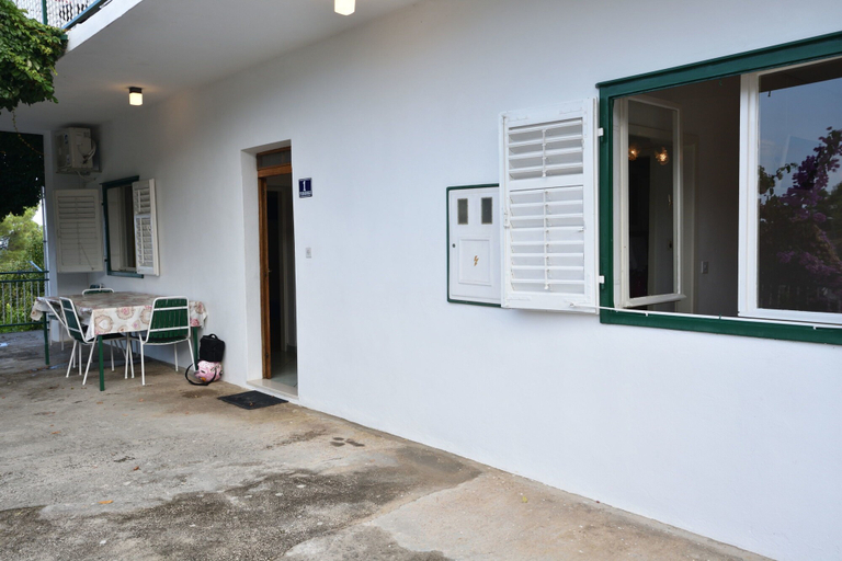 Others 5, Apartment Dijo I, Primošten