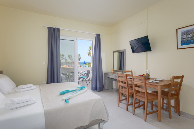 Bedroom 3, Eden Beach Hotel, Crete