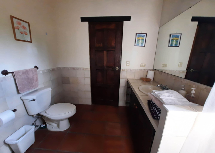 Bathroom 3, Casa de la Alameda, Antigua Guatemala