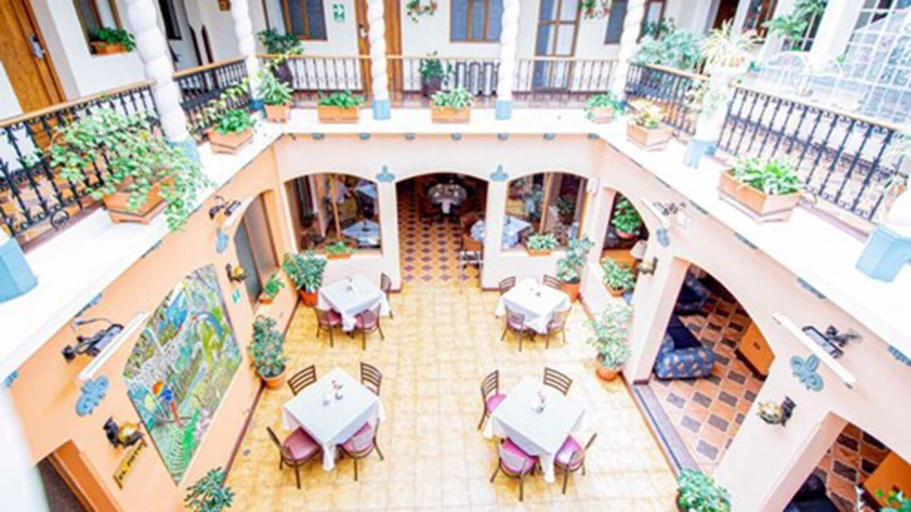 Food & Drinks 5, Hotel Pensión Bonifaz, Quetzaltenango